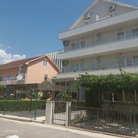 Mona&Mike Apartments Tivat Exteriér fotografie