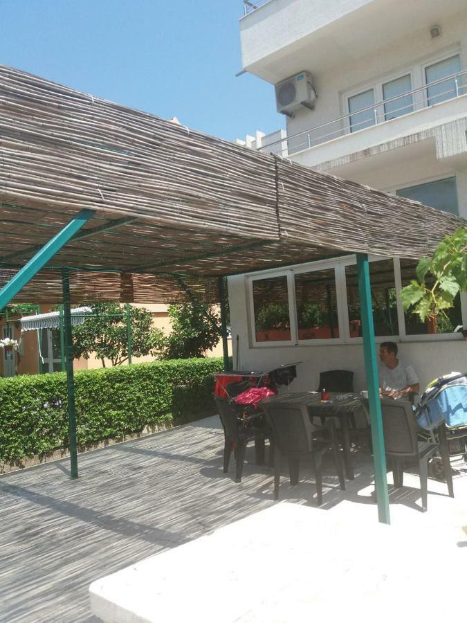 Mona&Mike Apartments Tivat Exteriér fotografie
